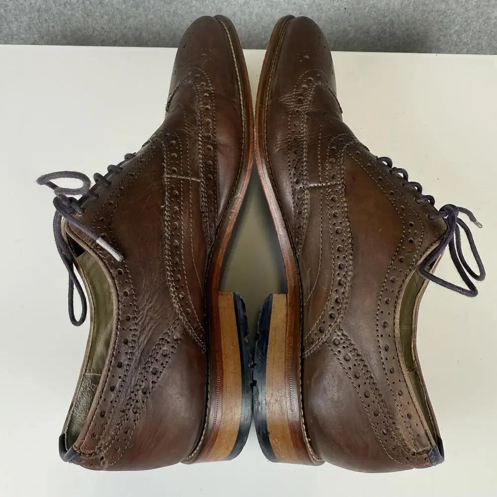 Clarks Men's Size 9 Brown Genuine Leather Brogue Dress Shoes Lace Up